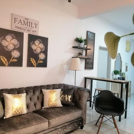 Homestay Casa Nur Iman @Adelia Kajang Exteriér fotografie